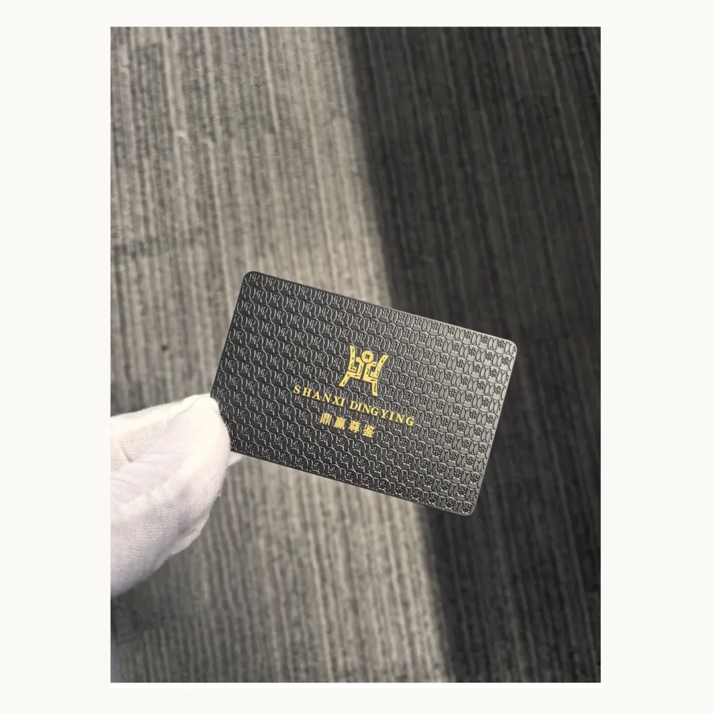 Photograph of Black Shankui Dengyun Patterned Metal Card