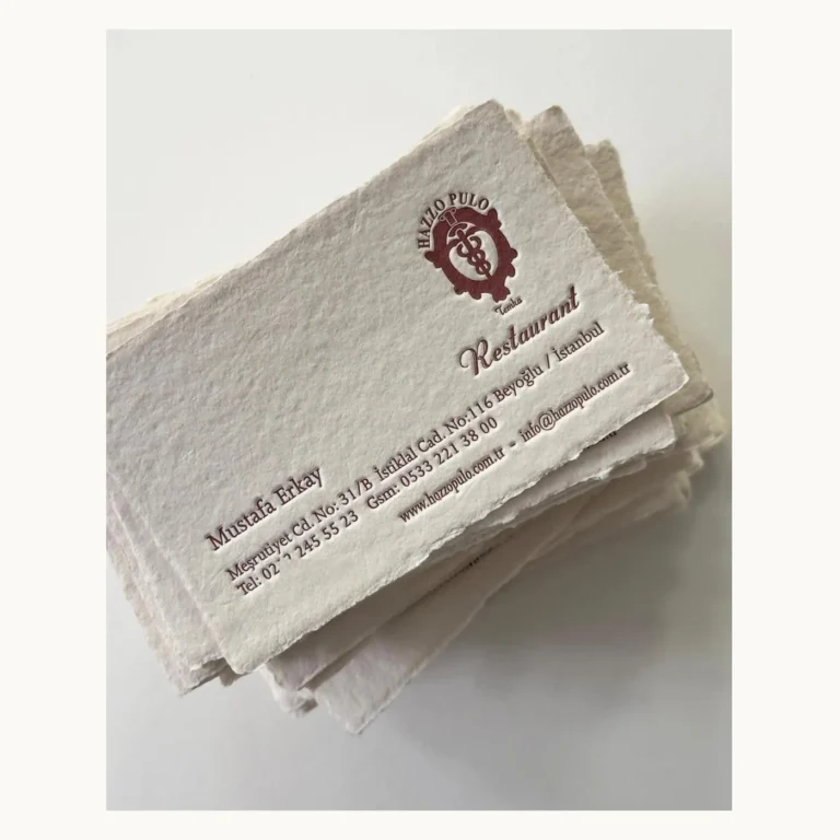 Photograph of Macho Pulo Restaurant Deckle-Edge Cards