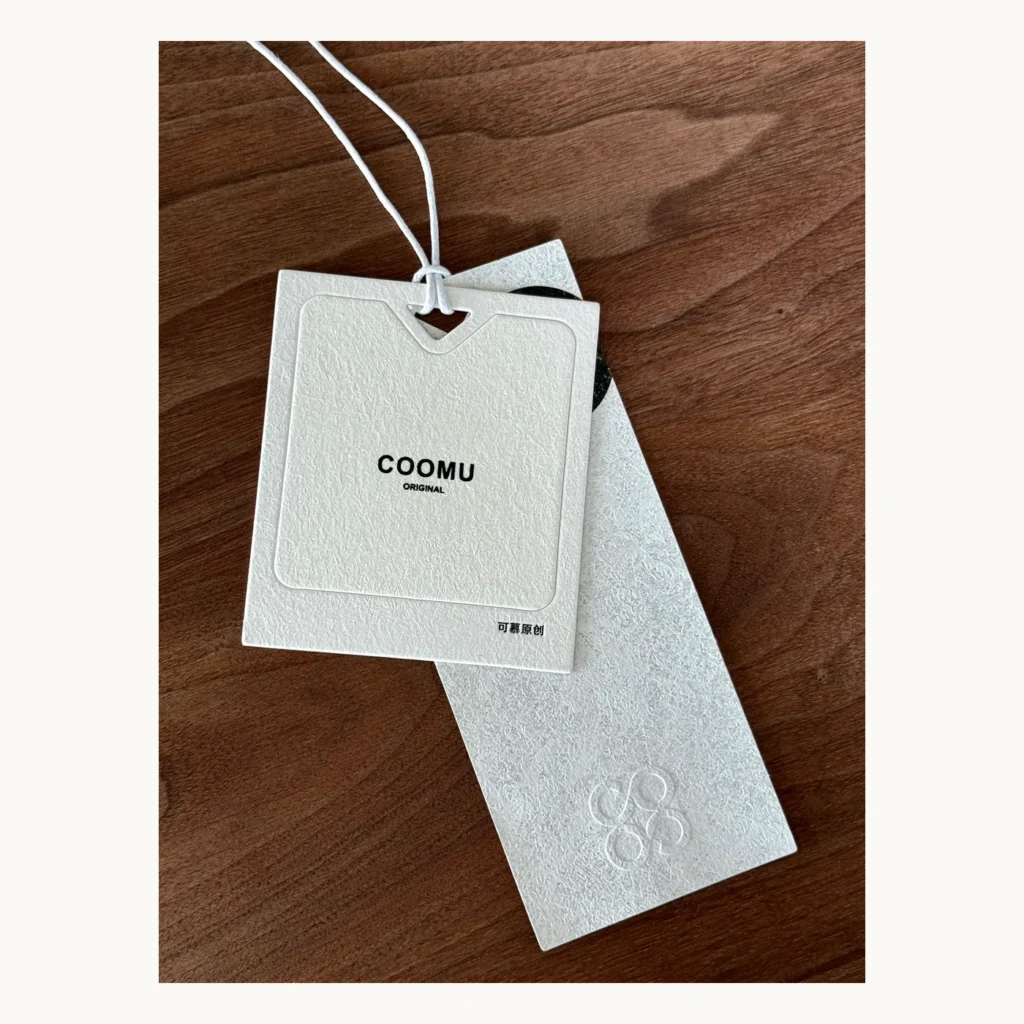 Photograph of Double-Layer White Textured Hang Tags